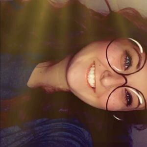 Meet your Posher, Ashlee